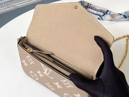 Lv pouch brown