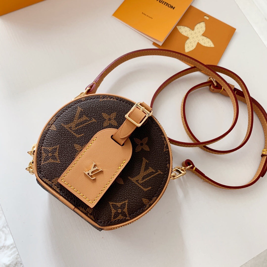 Lv pouch
