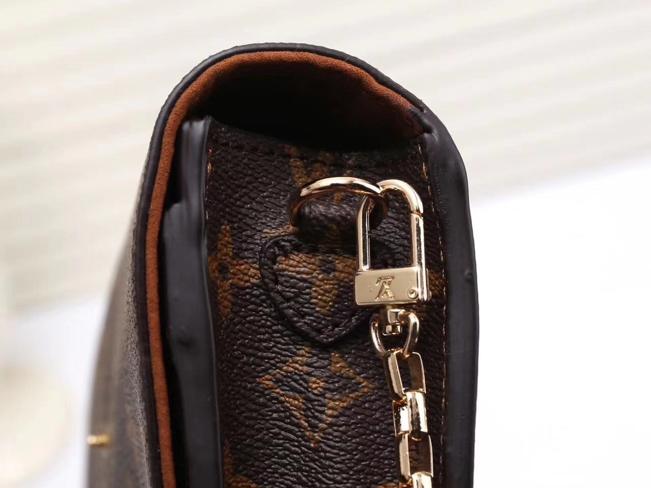 Lv classy