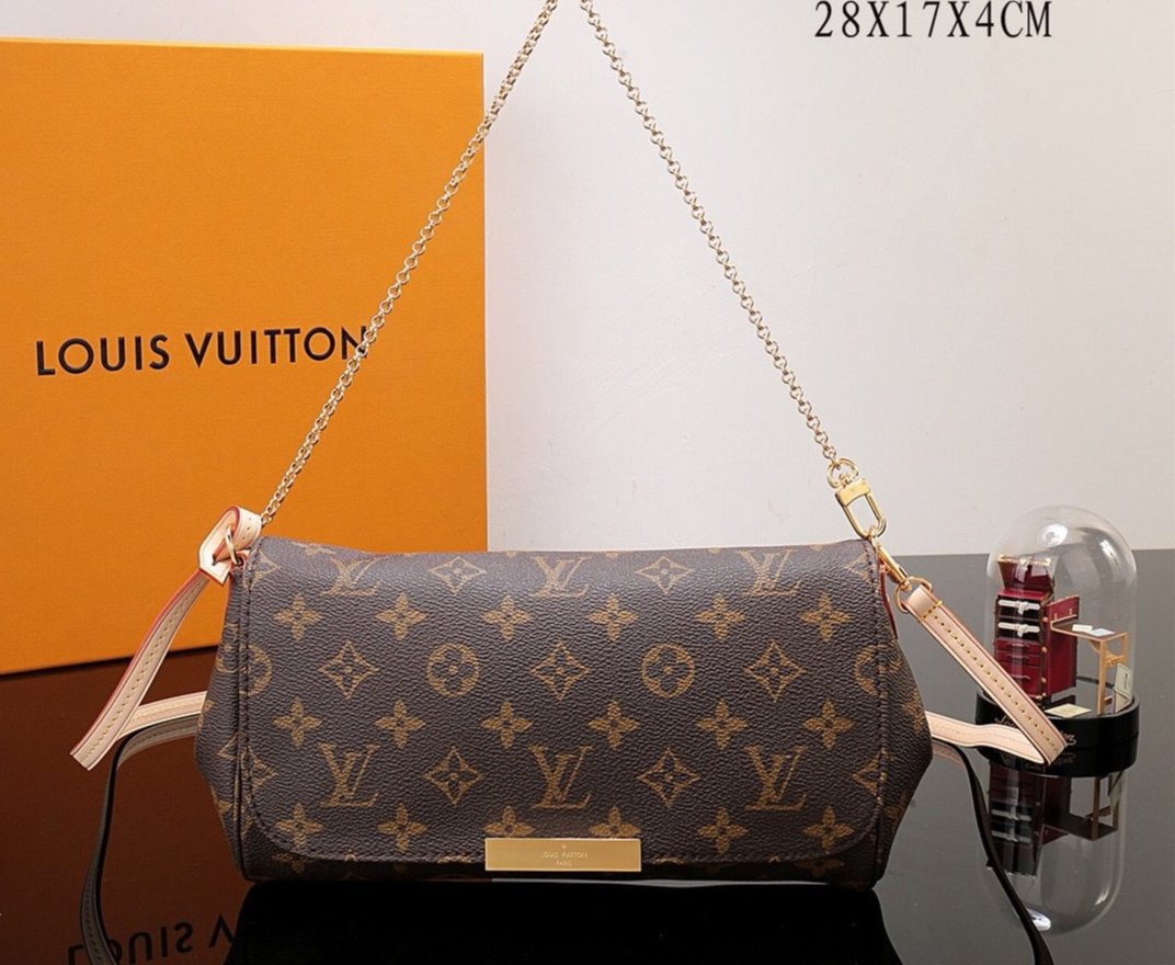 Lv monogram