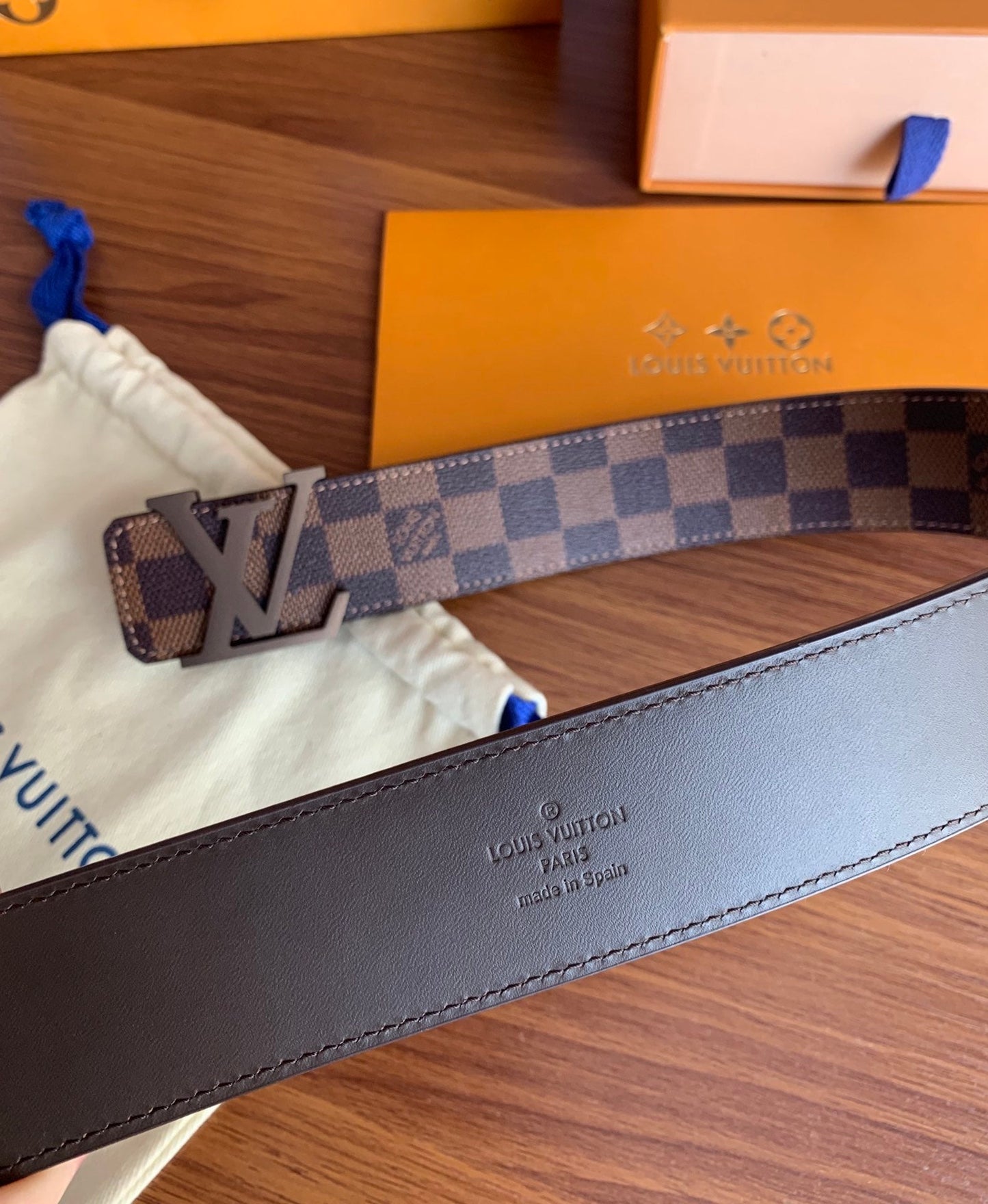 L v belt