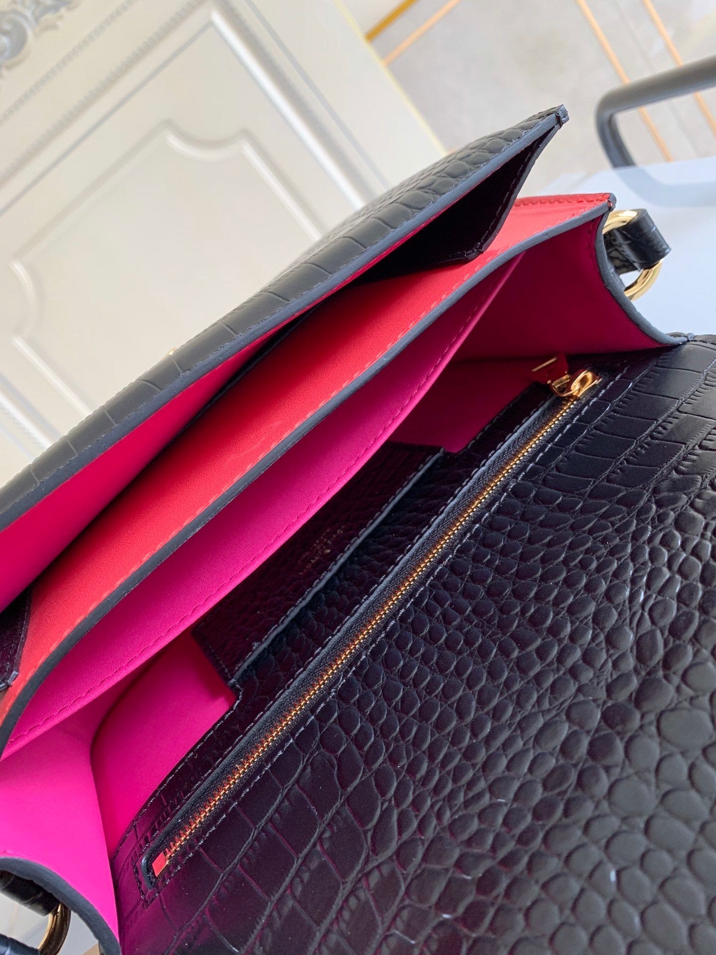 Lv sun black v