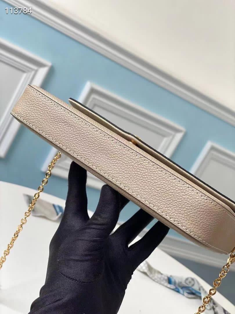 Lv pouch brown