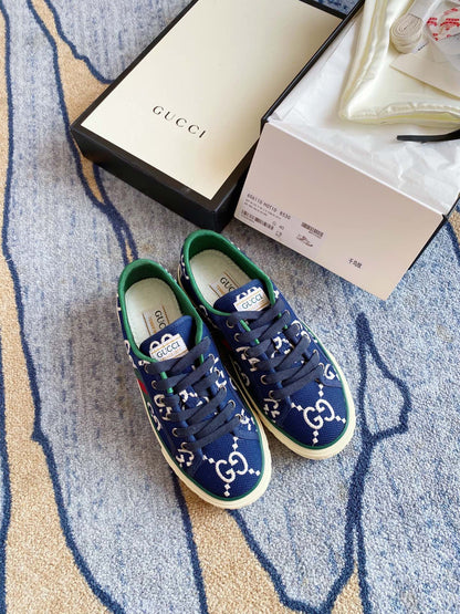 G u c c I tennis sneakers