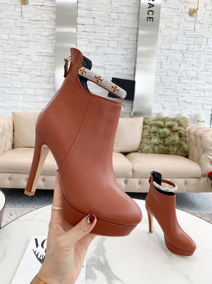 L v boots 2021