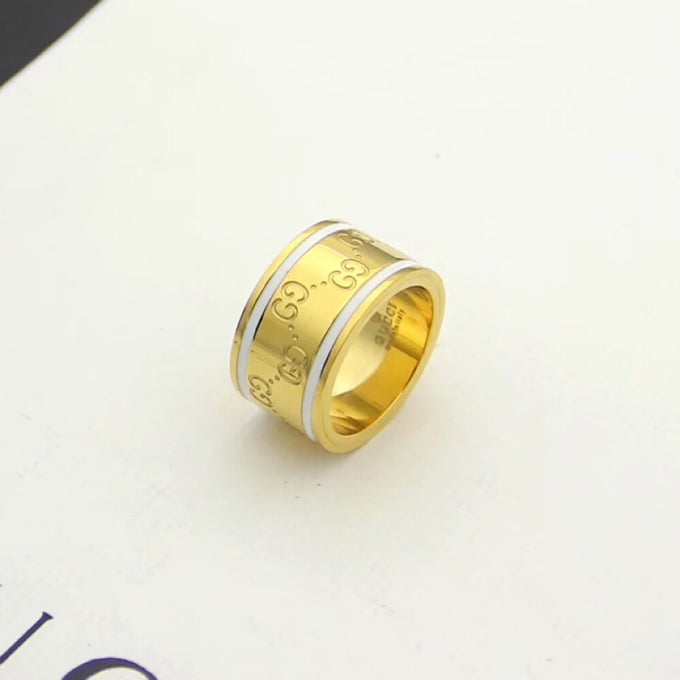 G u c c I ring