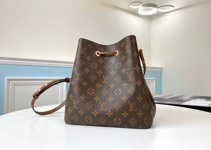Gaston lv