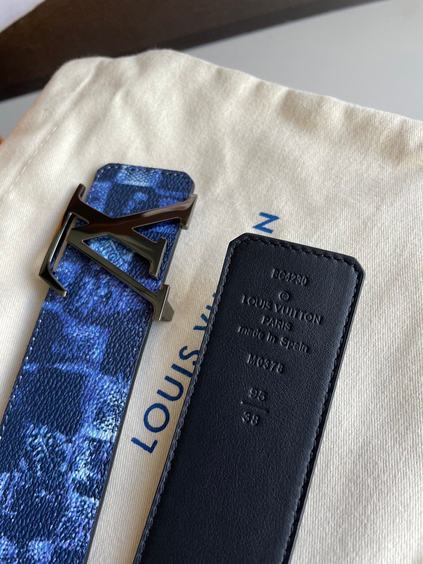 L v belt 3colors