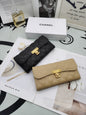 Classic handbag with metal lock 19cm