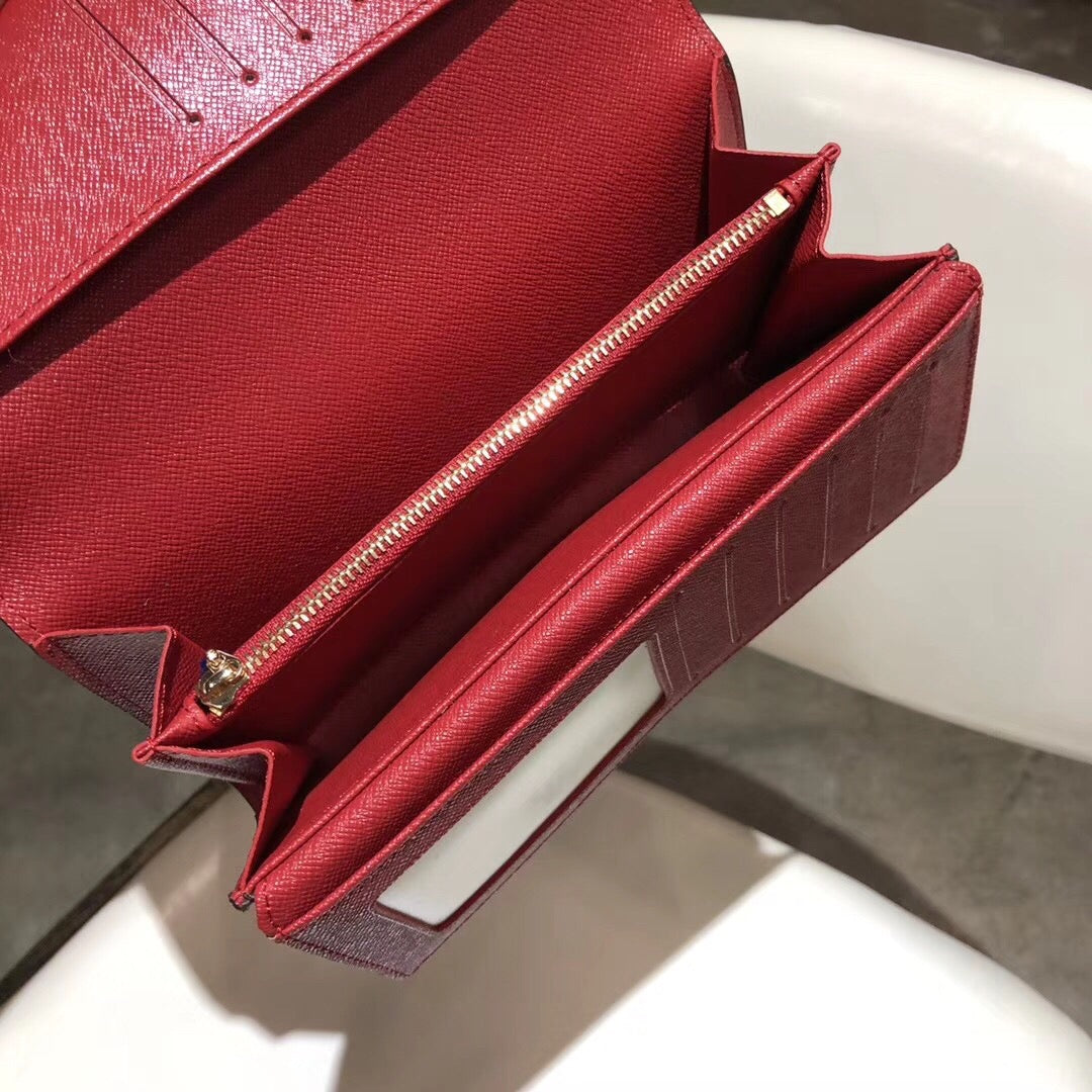 Lv wallet buckle