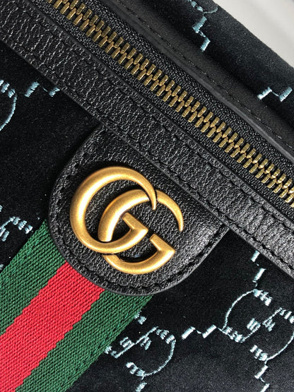 G u c c i bumbag 28*19CM