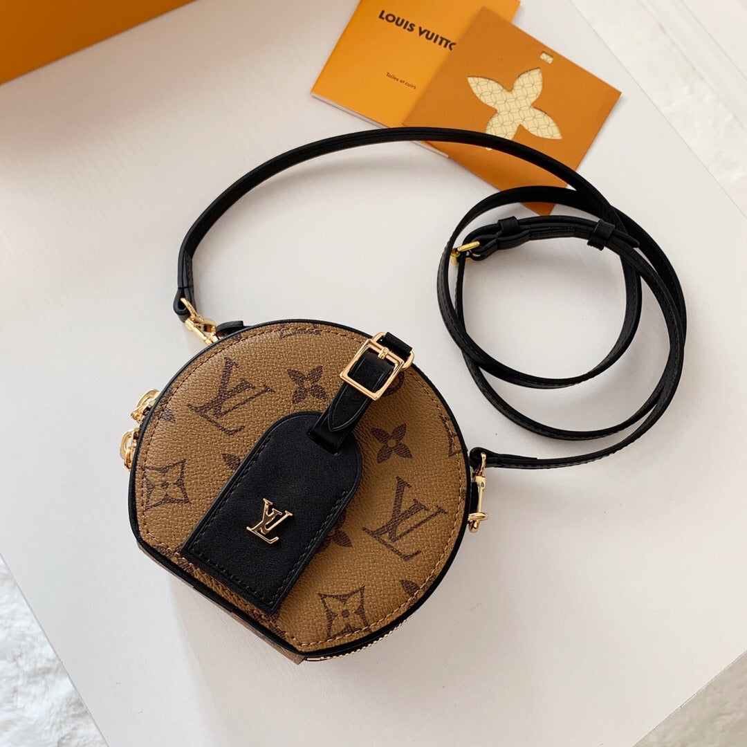 Lv pouch