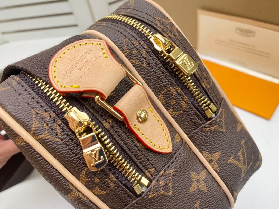 L v pouch 28*21*11