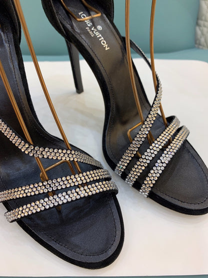 Lv heels