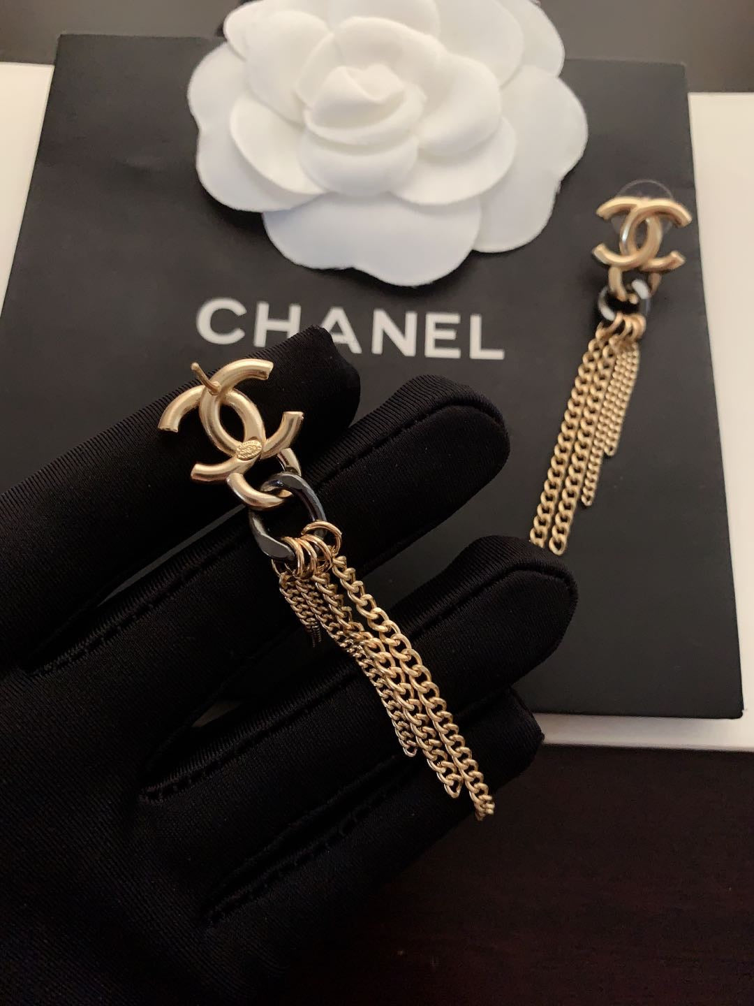 Tassel fashion earrings