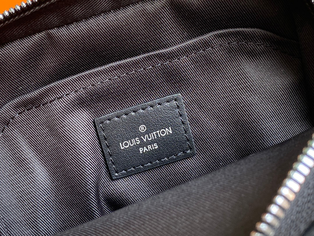 L v pouch