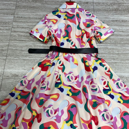 Shredded flowers at waist dress