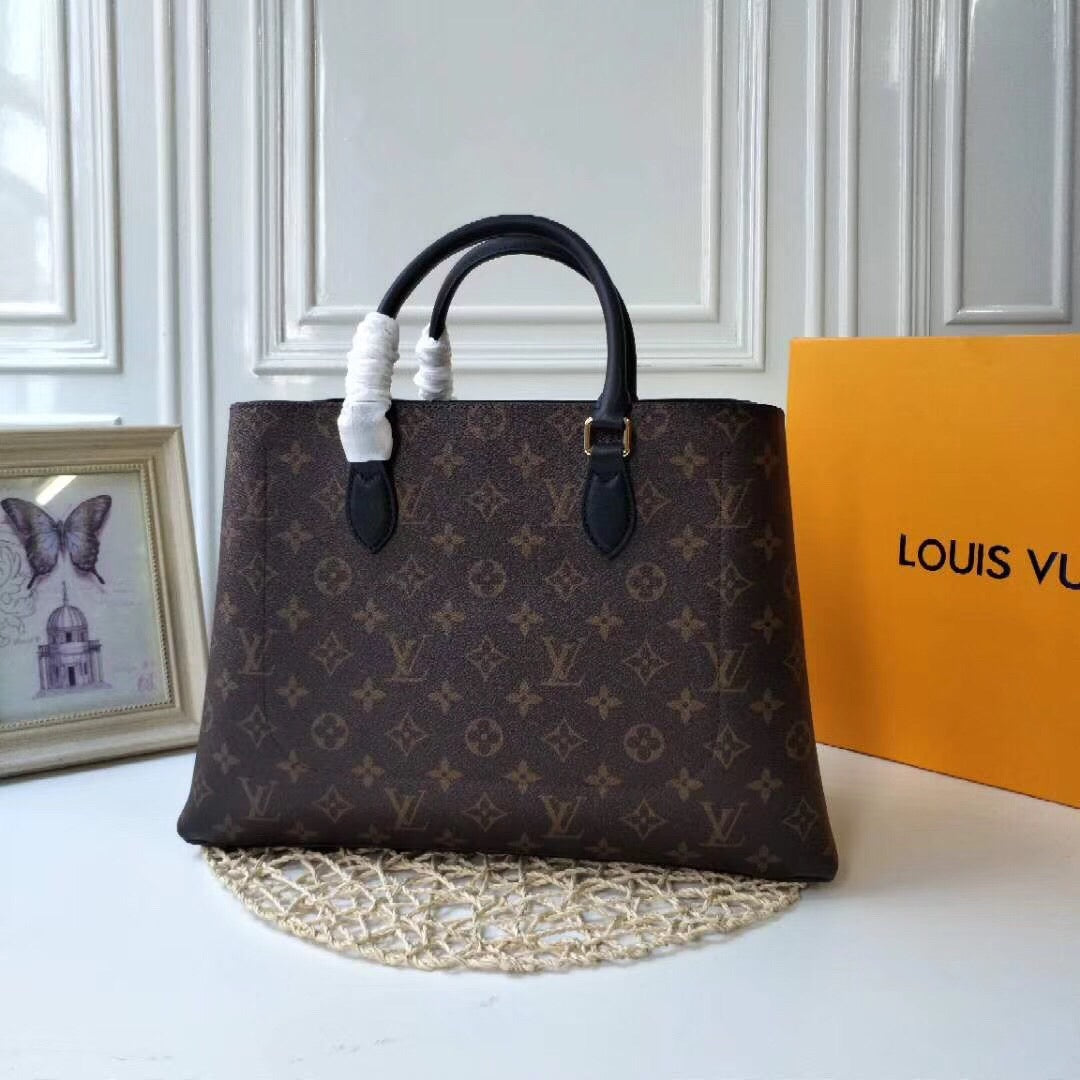 Lv flower black